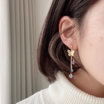 【送料無料】アゲハ蝶々の揺れるイヤリング／ピアス