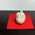 雪ウサギの置物　2023干支