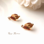 Lily flowerのピアス