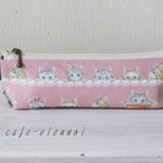 一点のみ　ティアラ子猫　ペンケース　プレゼント