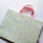 パステルカラーのお花畑レッスンバッグ