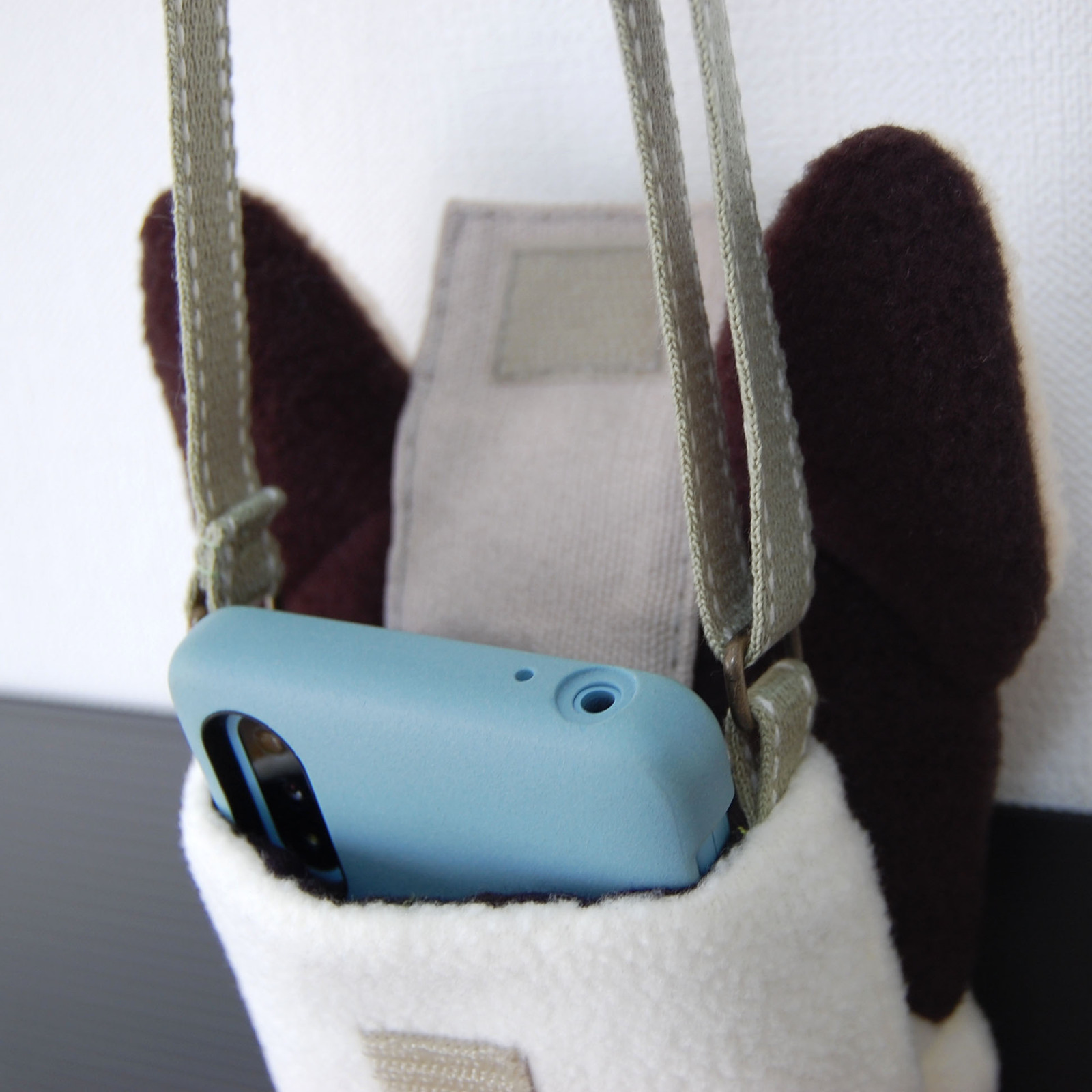 フレブルちゃんのスマホバッグ フレンチブルドッグ パイド 白黒色