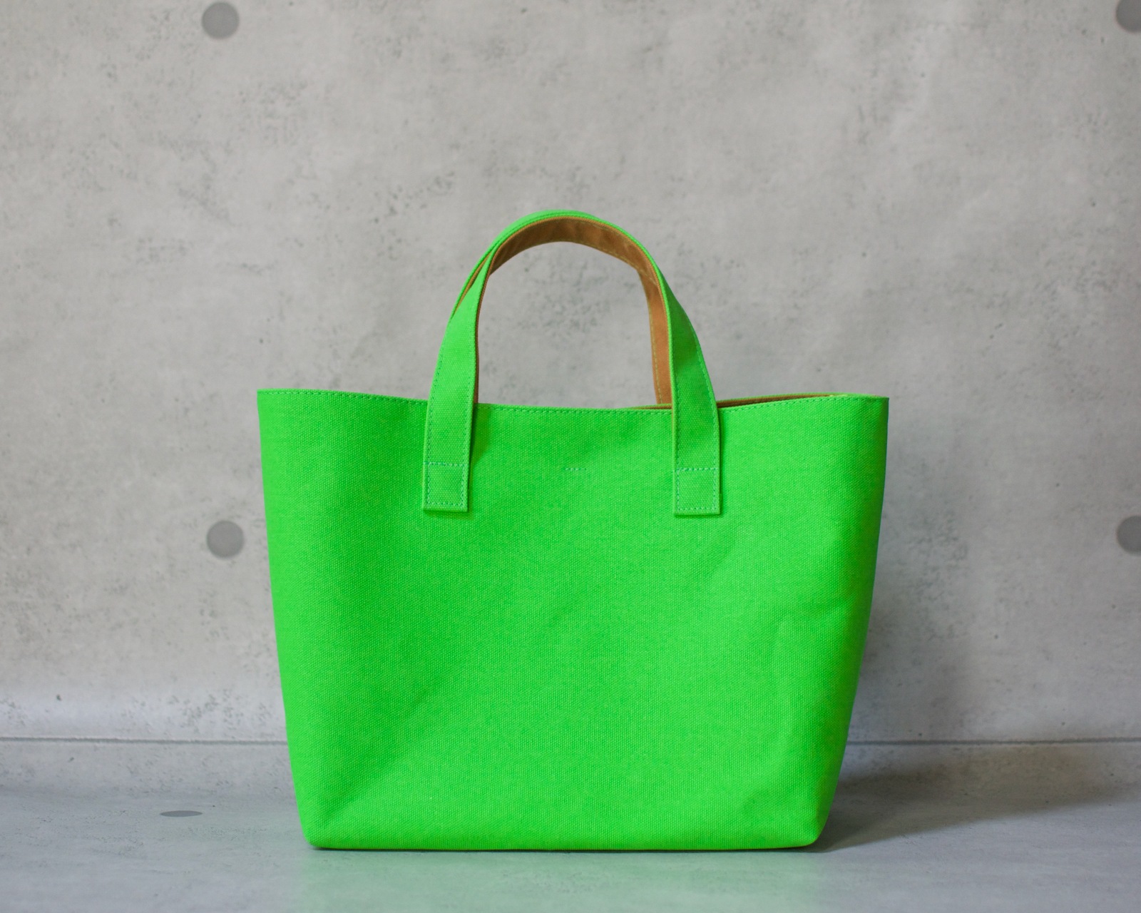 ♦︎限定価格♦︎エトロ美しいパープル×ネオンカラー＊トートバッグ大サイズ ネオンカラー トートバッグ Mサイズ - CXM@minne | minne byGMO