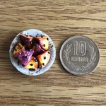大学芋とお皿のセット(直径2.4cm)