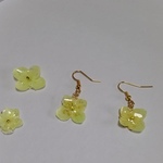 紫陽花のピアス、イヤリング