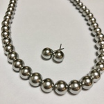 リニューアル　ブラック　グレー　シェルパール ネックレス ピアス セット　貝パール　8mm