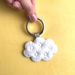 もくもく雲の本革バッグチャーム
