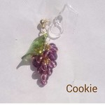  ブドウのイヤリングorピアス  🍇