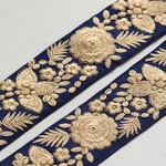 インド刺繍リボンᢂ ゴールドフラワーリボン【ネイビー】インド刺繍　刺繍リボン　刺繍　リボン　シルク　トリム　ブレード　ジャガードリボン レース