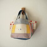 カラフル系　ランダムパッチ　犬　刺繍　スクエアトート　Sサイズ  ♫　帆布　イヌ　