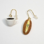 コーヒー&卵サラダパンピアス