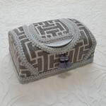 【人気のため再入荷♡】【ベルベットモノグラム　グレー】ウェットティッシュケース♡ワイプケース♡おしりふきケース