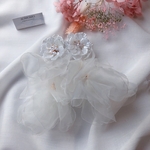 【金属アレルギー対応】大ぶり　オーガンジー　透け感　フラワー　ウェディング　ブライダル　結婚式　挙式　披露宴　前撮り　ウェディングフォト　