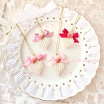 【Wさま専用】スイートハートネックレス・桜といちごのネックレス
