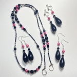 【もっち様専用】ピアス単品🖤💗ブラックとピンクのアクリルビーズピアス🌸