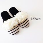 whiteフリルスリッパ ホワイトボーダー