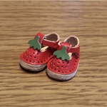 オビツ11サイズ　いちごのシューズ  0b11粘土ドル　ミニチュア　ハンドメイド