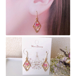 『ひし形の花びらシンプルクリアピアス』〜フックピアス〜