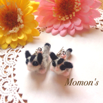 【受注製作】フクロモモンガさんの羊毛ピアス  〜滑空ver.〜