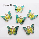 【D-0688】8pcs　蝶々　ラメ入り　18×14mm　グリーン　チャーム