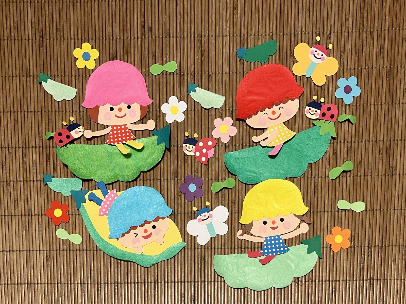 * beans ornament ❀* シャビーなエンドウ豆さん vintage ornament ❀ beans かわいい お豆さん