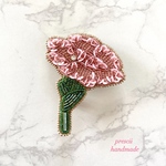 Carnation カーネーション　ビーズ刺繍ブローチ