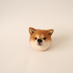 33.もふもふの柴犬お顔ブローチ