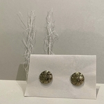 ピアス　小ぶり　アンティーク　ゴールド