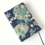 単行本ブックカバー　和の花　紺