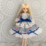 ワンピース　薔薇柄　ブルー系　ブライス、リカちゃん