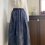 大島紬　菊やマーガレットの花　フレアスカート　絹　紺　着物リメイク　着物裏ペチコート付き　146