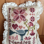 アンティーク調クロスステッチのピンクッション