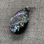 虹のしずく　ブラック ペンダント　BK053