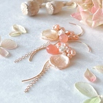 ＊再販＊【14kgf】ピーチカラー花弁パール×ウェーブ＊フープピアス
