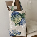 【New✳︎再販🍀】ナチュラルな　リネンのミニトート　紫陽花　B5   サブバッグ　ミニバッグ　お散歩バッグ　小さめ