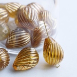 【2個】vintage イエロー　オレンジ　アクリルビーズ　ヴィンテージ　雫　ドロップ
