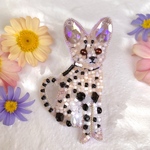 サーバルキャットのビーズ刺繍