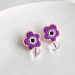アネモネの刺繍イヤリング/ピアス　パープル