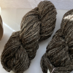 手紡ぎ毛糸🧶　コーヒーブラウン