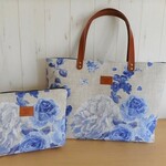 shuuto0713さま専用　MFTA  DARLING ROSE ブルーのマチ広大きめトート＆ポーチ　　