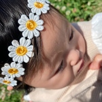 送料無料🎀白と黄色のお花のヘアバンド　(ベビー/キッズ/ヘアバンド/花/フラワー/バースデイ/ハーフバースデイ)