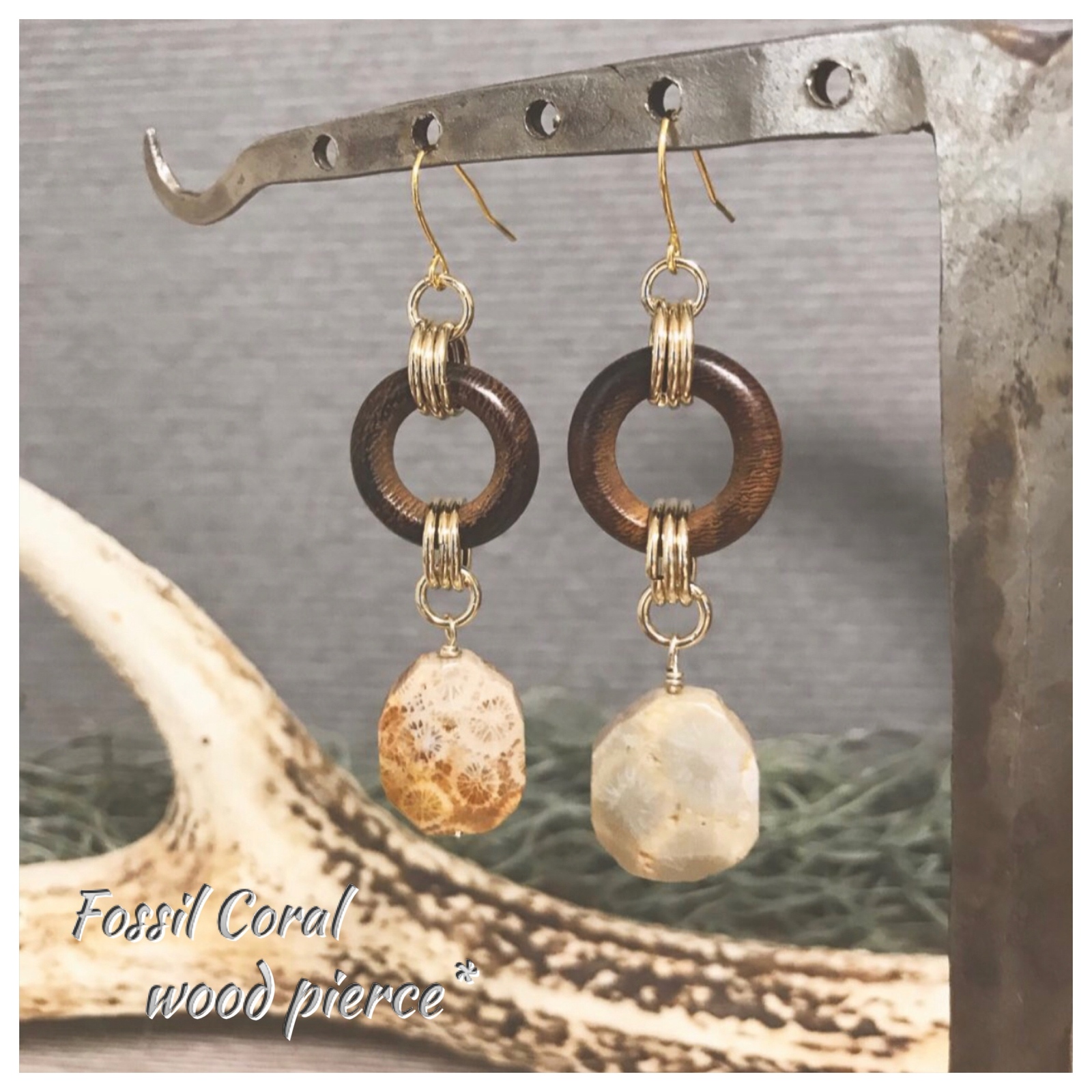 フォシルコーラル×woodピアス揺れるピアス＊ - m.a.y.handmade