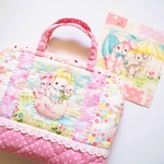 作成キット　うさぎとねこちゃんミニバッグポーチ　ハローベイビー　お花～ひよこの幸せ運び♪パッチワーク手作りキットハンドメイド