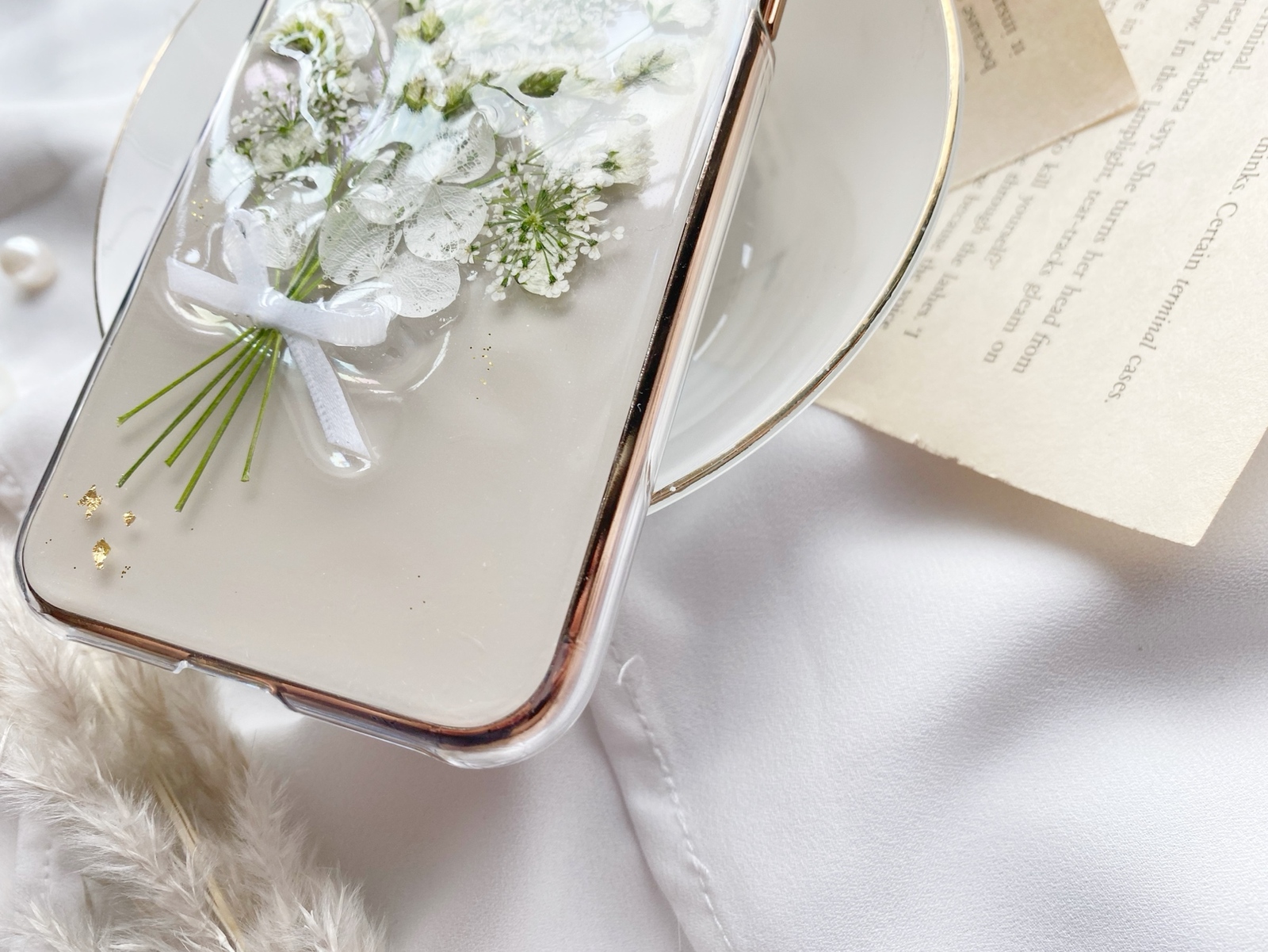 ぽりぽりページ⭐︎押し花ケース 空翔華mama♡ページ⭐︎押し花ケース 紅花】押し花ケース iPhone