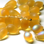 30個チェコビーズ＜6x9mm/スプリンググリーンクリア/ドロップ＞チェコガラス