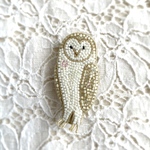ふくろう　ビーズ刺繍ブローチ