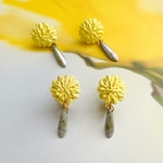 小さなたんぽぽイヤリング