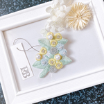 【新作】初夏 丸花刺繍 ビーズ刺繍ブローチ