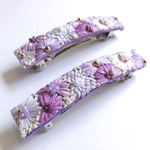 手刺繍のバレッタ