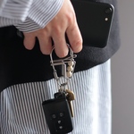 カラビナ65/リバーストーン　メンズへのバレンタインのプレゼントにカラビナのキーリング